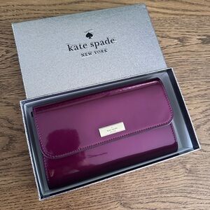 NWT! NEW! Kate Spade Kenzie Boxed Handle Flap Clutch Large WOC Burgundy Wallet